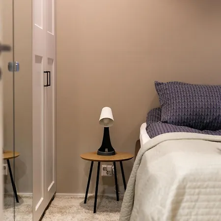Cozy Near Santa Park Апартаменты *